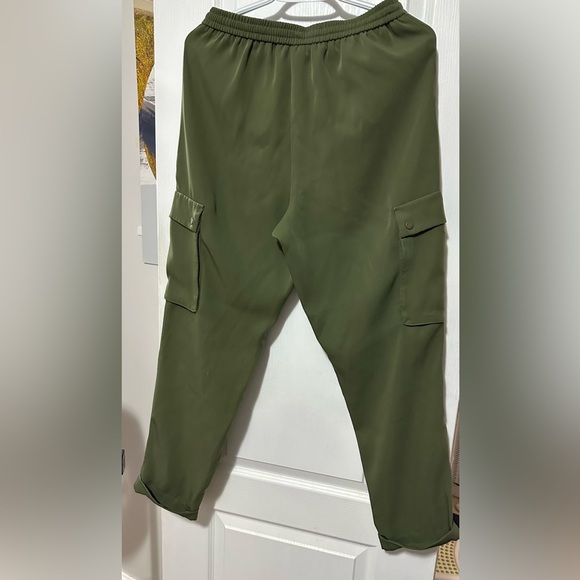 Forever 21 Cargo/ size small / - Picture 2 of 4